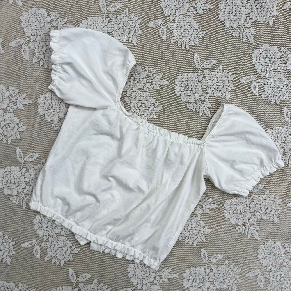 Brandy Melville White Puff Sleeve Peasant Blouse - Picture 3 of 3